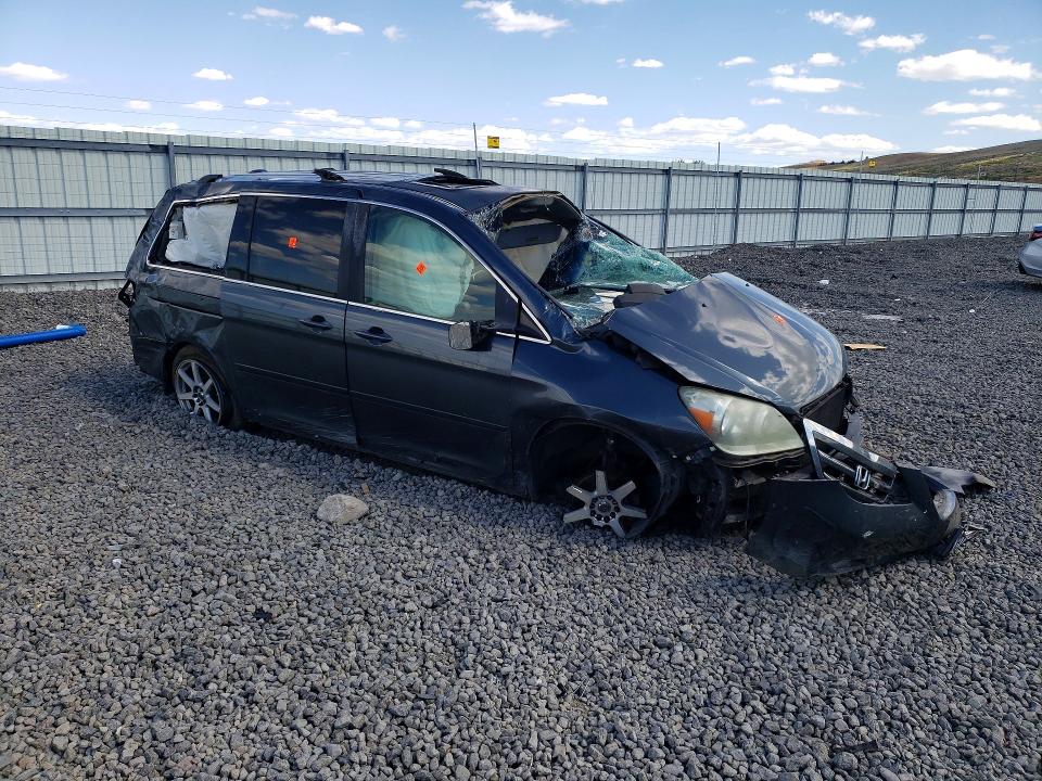 Photo 4 from auction – 2005 HONDA ODYSSEY with VIN 5FNRL38825B043239