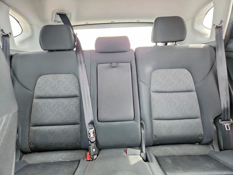 صورة رقم 10 من المزاد - 2016 HYUNDAI TUCSON مع VIN KM8J3CA26GU218729