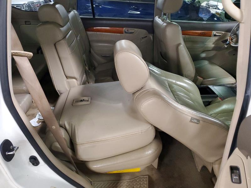 Photo 11 from auction – 2005 LEXUS GX with VIN JTJBT20X850083870