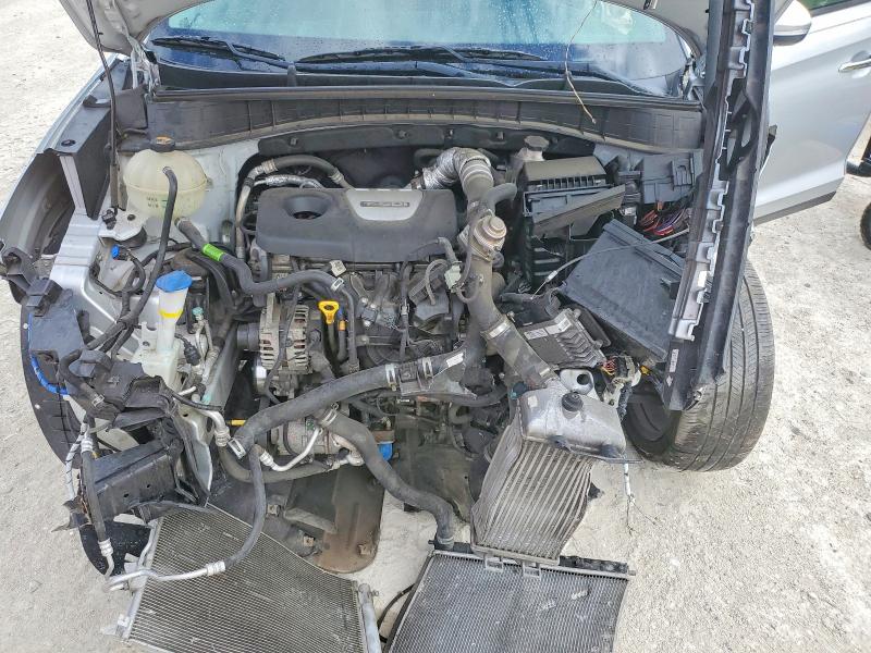 Photo 12 from auction – 2018 HYUNDAI TUCSON with VIN KM8J33A2XJU655978
