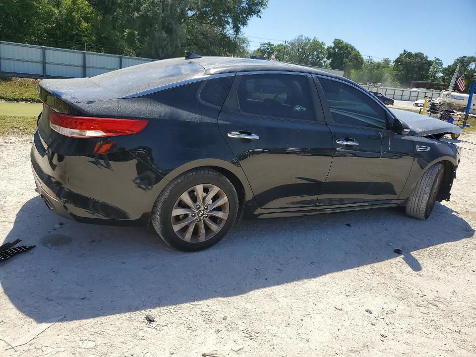 Photo 3 from auction – 2016 KIA OPTIMA with VIN 5XXGU4L33GG089118