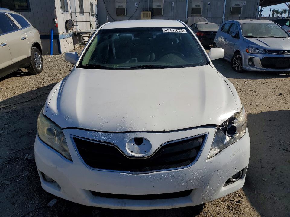 Photo 5 from auction – 2011 TOYOTA CAMRY with VIN 4T1BF3EK5BU631028