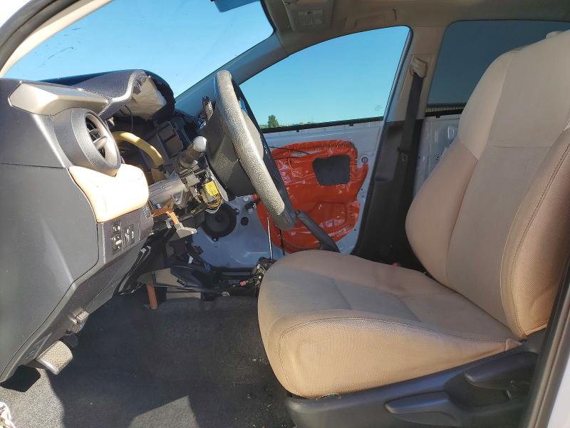 Photo 7 from auction – 2015 TOYOTA RAV4 with VIN 2T3WFREV3FW171623