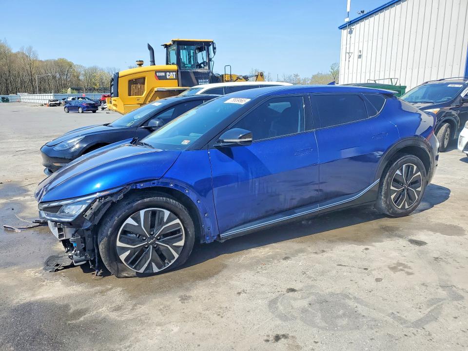 2023 KIA EV6