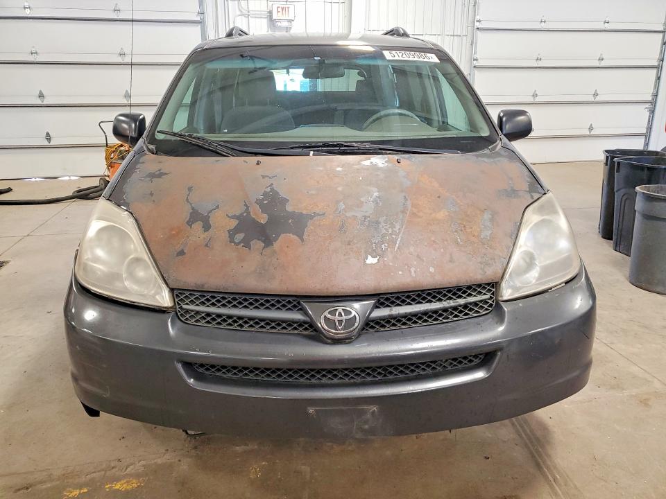 Photo 5 from auction – 2005 TOYOTA SIENNA with VIN 5TDZA23CX5S343053