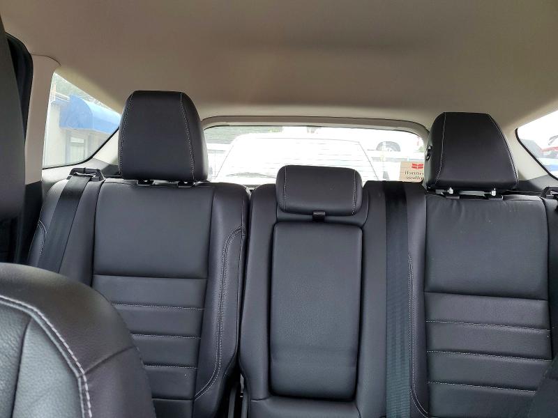Photo 10 from auction – 2016 FORD ESCAPE with VIN 1FMCU0JX1GUC39956