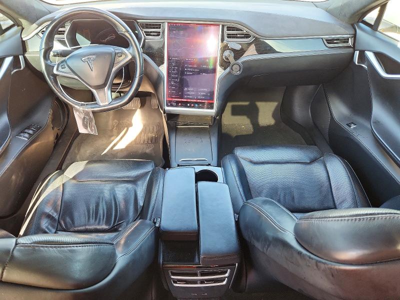 Photo 8 from auction – 2017 TESLA MODEL S with VIN 5YJSA1E24HF183938