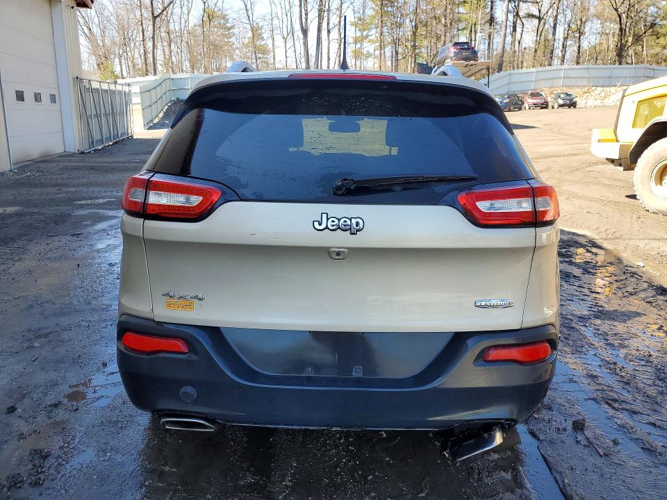 Photo 6 from auction – 2015 JEEP CHEROKEE with VIN 1C4PJMCS9FW745125