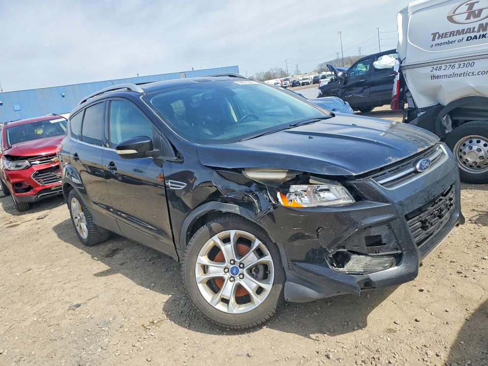Photo 4 from auction – 2014 FORD ESCAPE with VIN 1FMCU9J93EUD28172