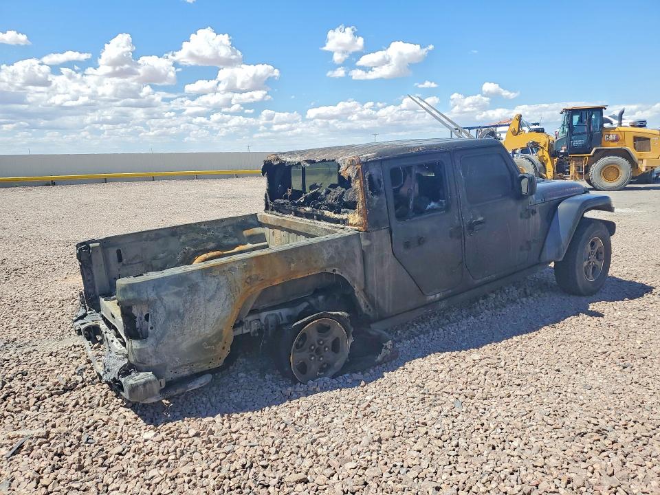 Photo 3 from auction – 2020 JEEP GLADIATOR with VIN 1C6JJTBG4LL135599