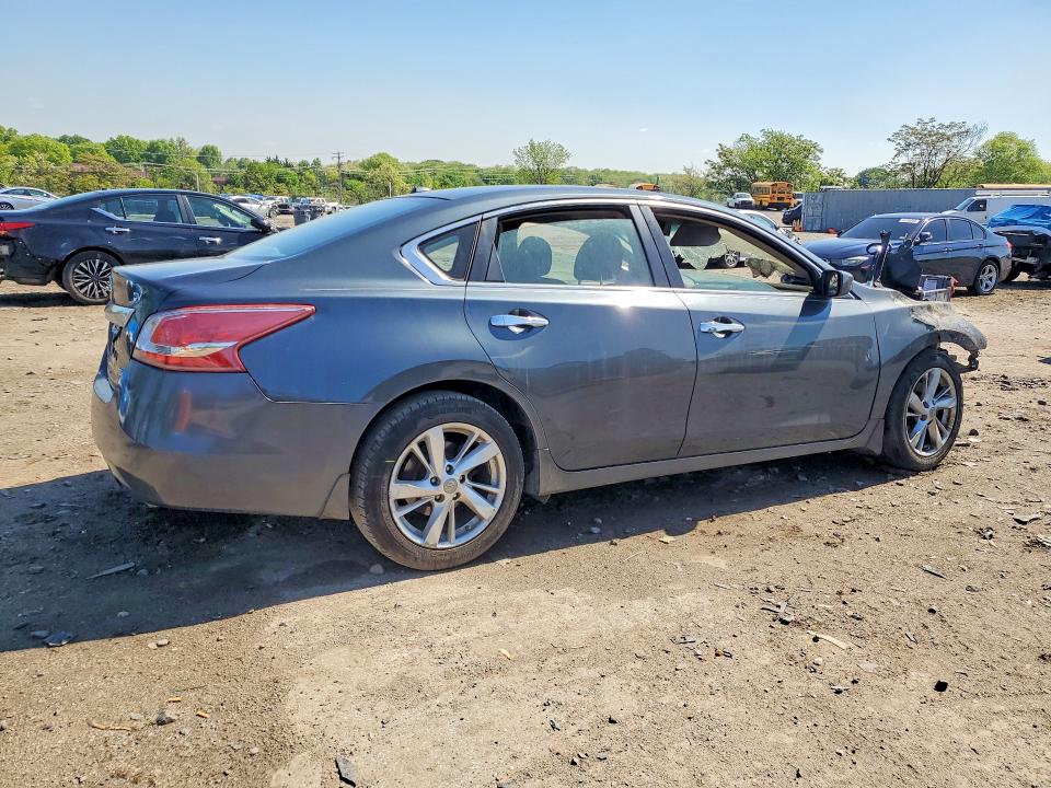 Photo 3 from auction – 2013 NISSAN ALTIMA with VIN 1N4AL3AP8DC170058