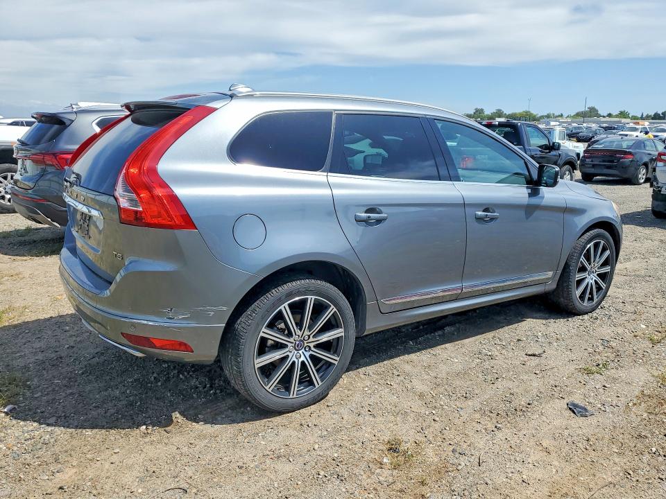 Photo 3 from auction – 2016 VOLVO XC60 with VIN YV440MDM9G2868631