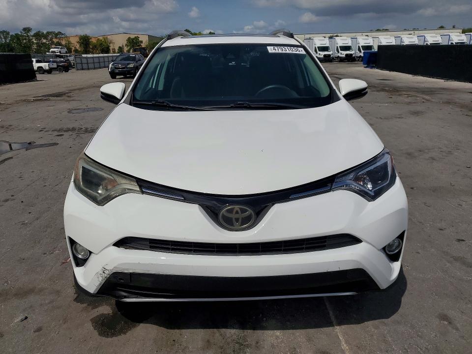 Photo 5 from auction – 2017 TOYOTA RAV4 with VIN 2T3WFREV2HW380273