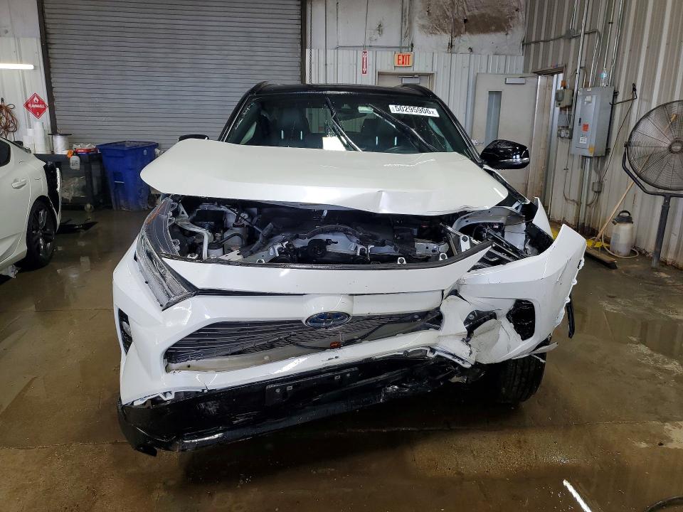 Zdjęcie 5 z aukcji – 2021 TOYOTA RAV4 z VIN 2T3E6RFV8MW002432