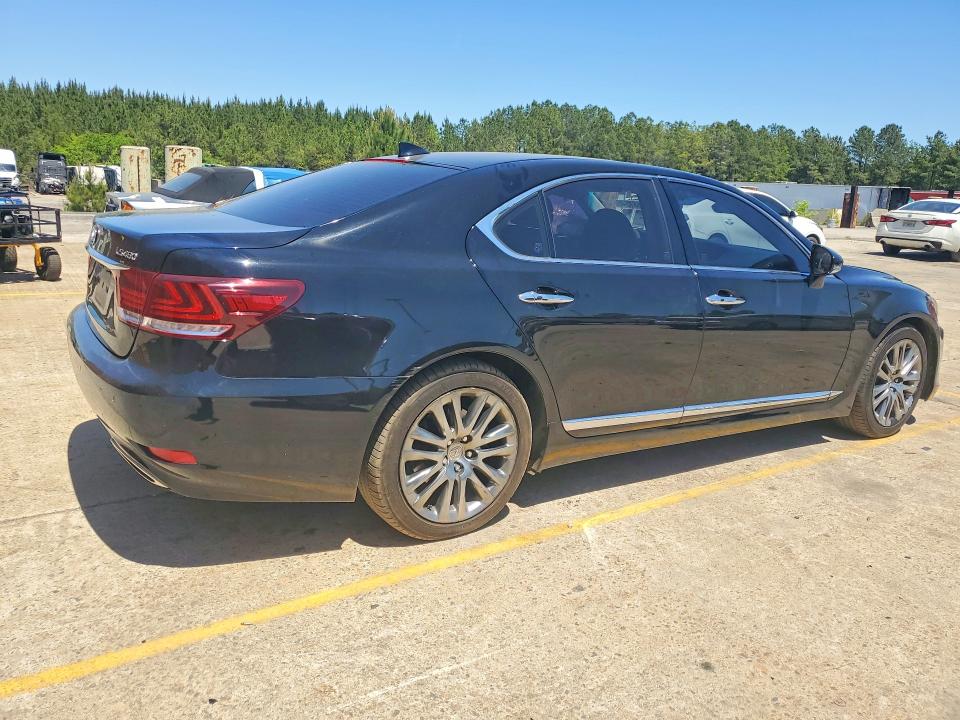 Photo 3 from auction – 2016 LEXUS LS with VIN JTHBL5EF6G5139975