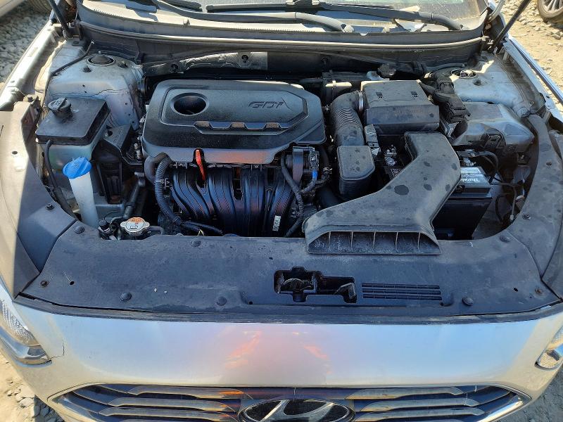 Photo 11 from auction – 2018 HYUNDAI SONATA with VIN 5NPE24AF3JH721797