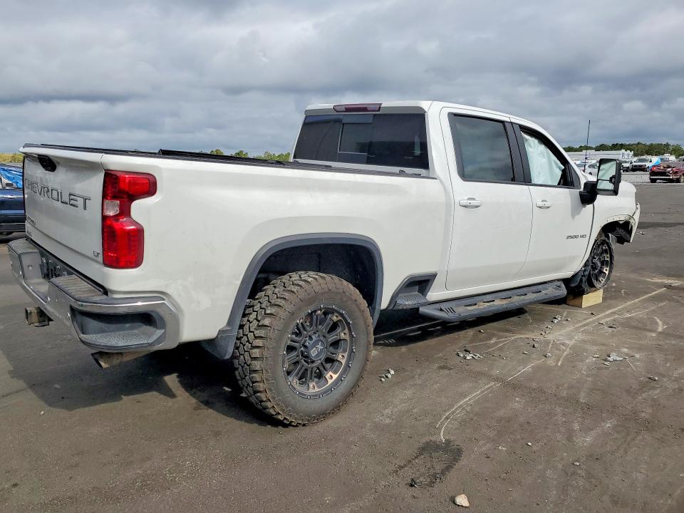 Photo 3 from auction – 2020 CHEVROLET SILVERADO with VIN 1GC4YNE75LF110265