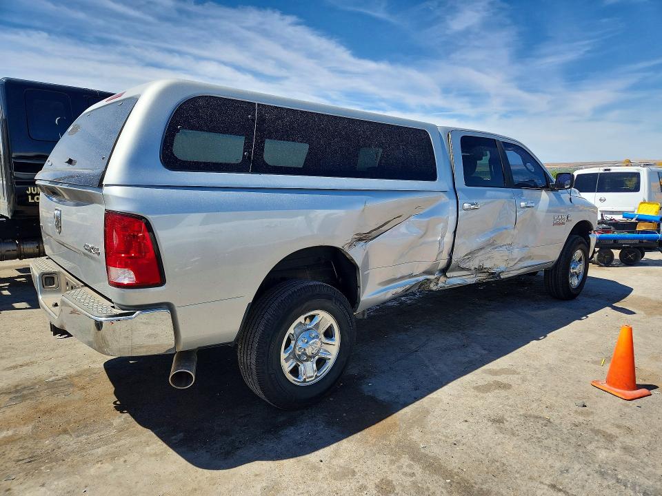 Photo 3 from auction – 2016 RAM 2500 with VIN 3C6UR5JL3GG151778