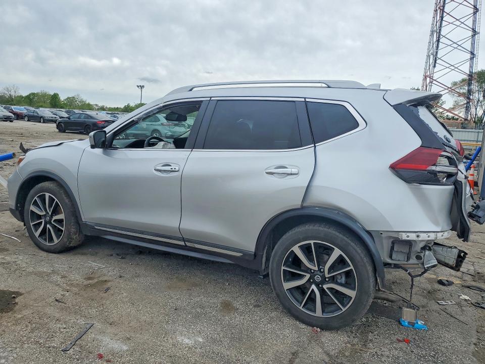 Photo 2 from auction – 2019 NISSAN ROGUE with VIN 5N1AT2MV9KC823407