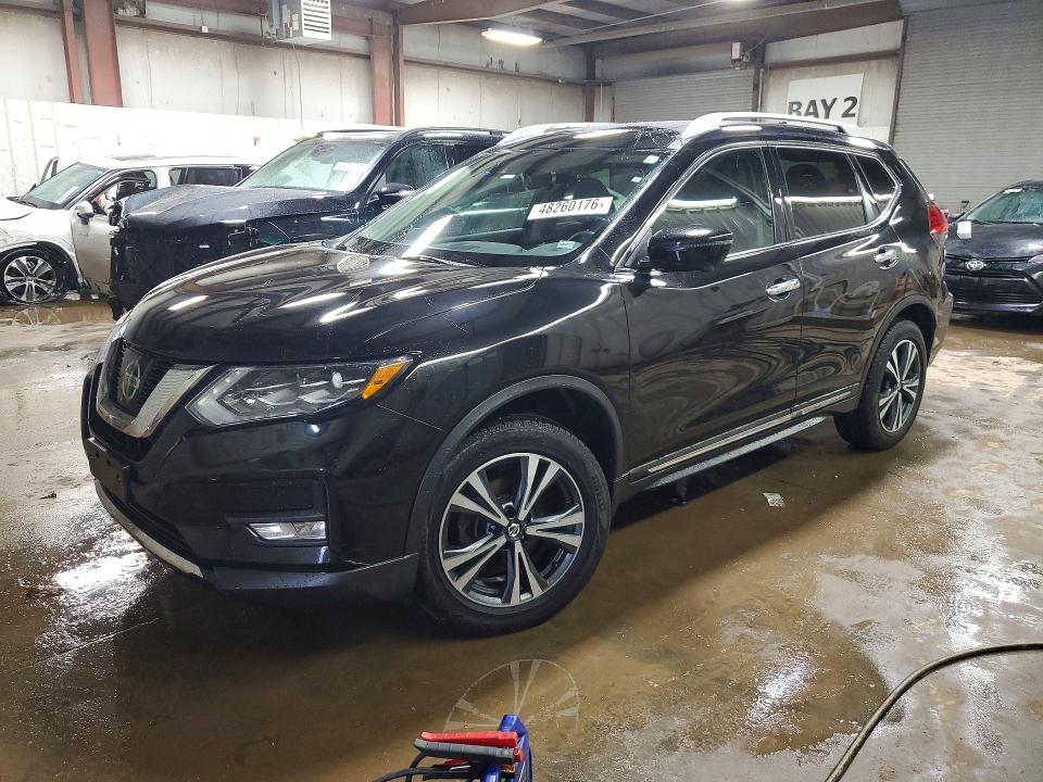 NISSAN ROGUE 2017 with VIN 5N1AT2MV0HC744183 - Photo from auction
