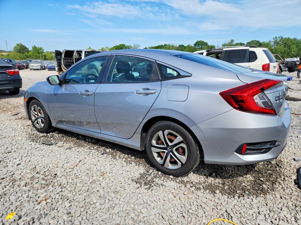 Photo 2 from auction – 2018 HONDA CIVIC with VIN 2HGFC2F59JH566723