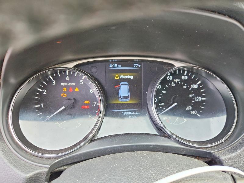 Photo 9 from auction – 2015 NISSAN ROGUE with VIN 5N1AT2MV7FC773435