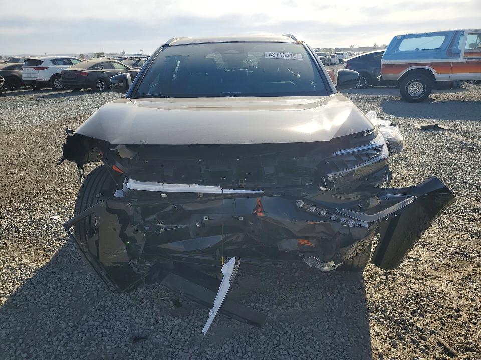 Photo 5 from auction – 2026 TOYOTA BZ with VIN JTMBFAEB9TA002609