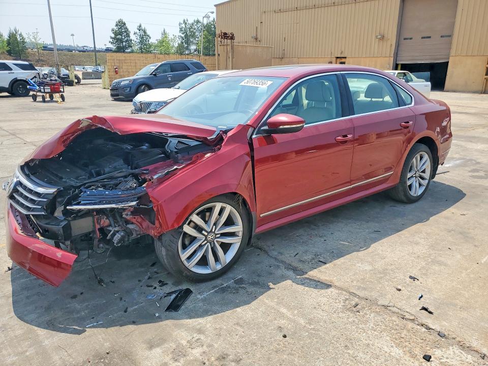 VOLKSWAGEN PASSAT 2017 with VIN 1VWGT7A32HC006347 - Photo from auction