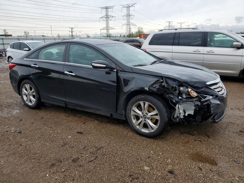 Photo 4 from auction – 2011 HYUNDAI SONATA with VIN 5NPEC4AC8BH292581