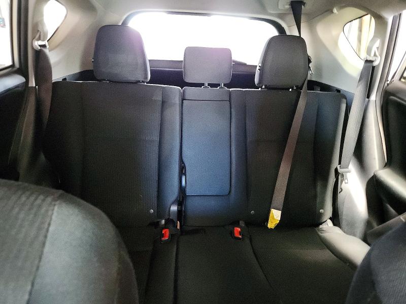 Photo 10 from auction – 2015 TOYOTA RAV4 with VIN JTMBFREV4FJ046188