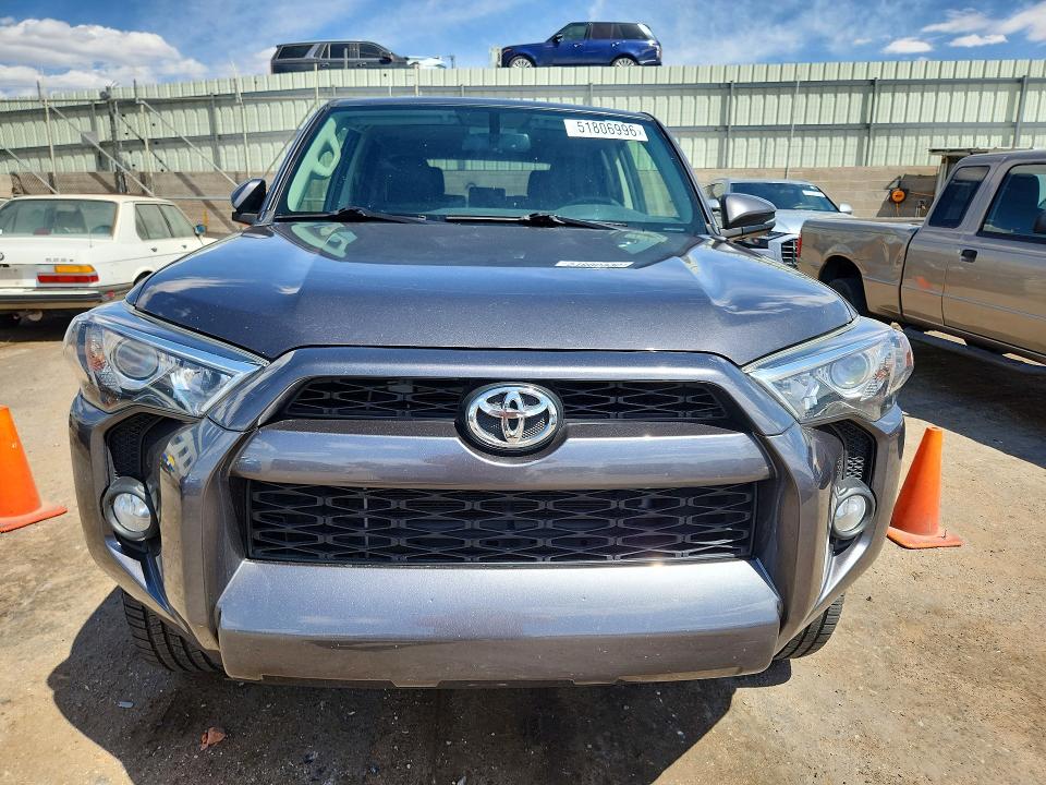 Zdjęcie 5 z aukcji – 2018 TOYOTA 4RUNNER z VIN JTEBU5JR7J5579382