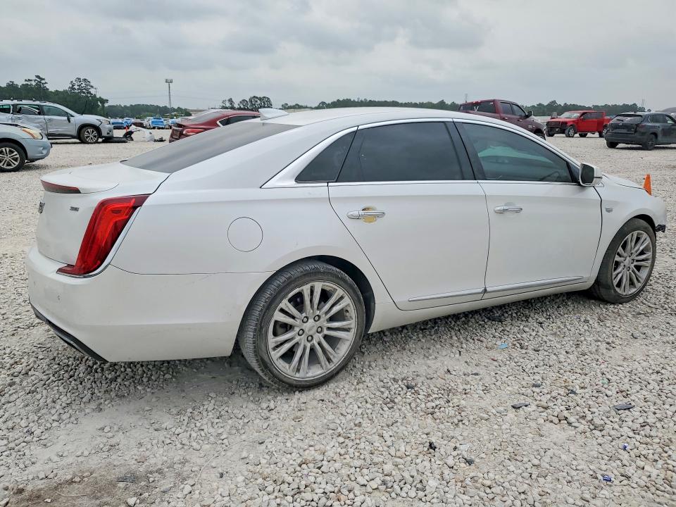 Photo 3 from auction – 2018 CADILLAC XTS with VIN 2G61M5S36J9117220