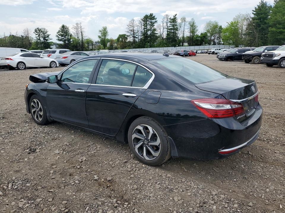 Photo 2 from auction – 2017 HONDA ACCORD with VIN 1HGCR2F74HA060731