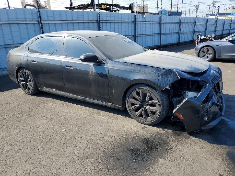 Photo 4 from auction – 2024 BMW 740 with VIN WBA23EH08RCT01853