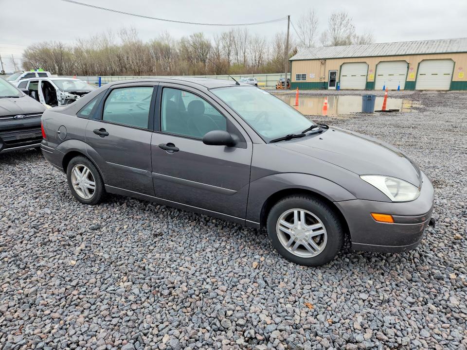 Photo 4 from auction – 2002 FORD FOCUS with VIN 1FAFP34P32W357340