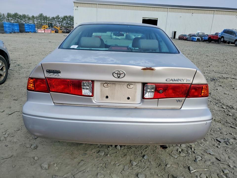 Photo 6 from auction – 2001 TOYOTA CAMRY with VIN 4T1BF28K41U971310