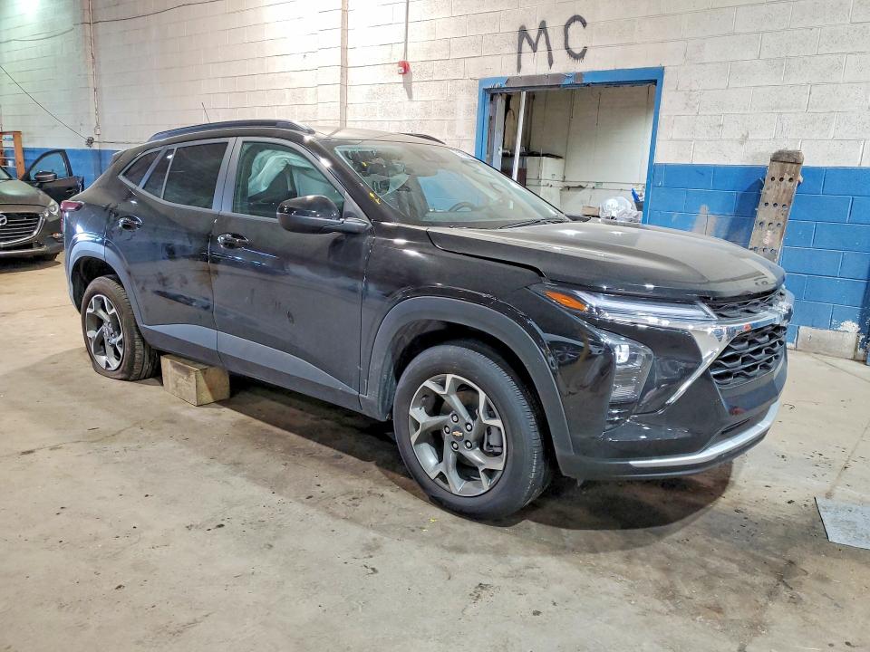 Photo 4 from auction – 2026 CHEVROLET TRAX with VIN KL77LHEP2TC081142