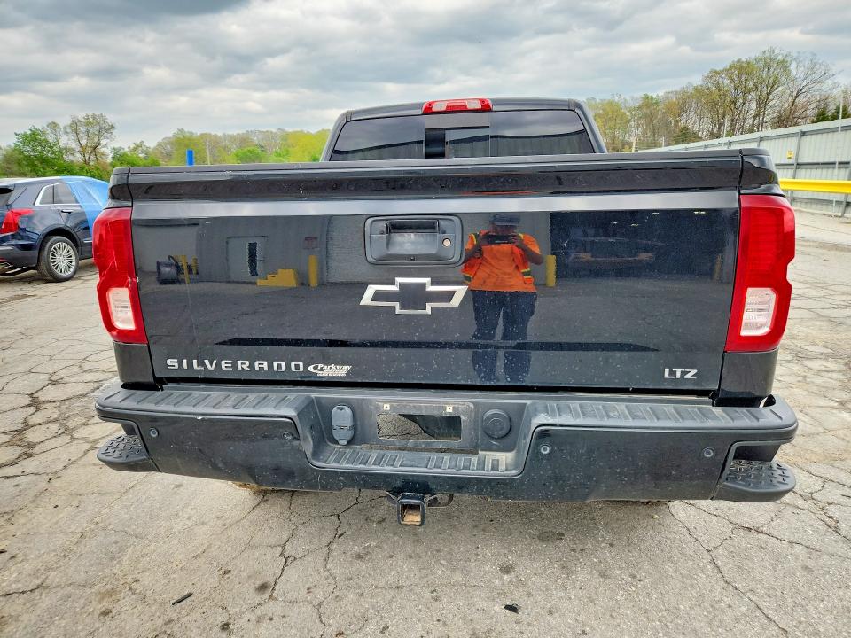 Фото 6 с аукциона – 2018 CHEVROLET SILVERADO с VIN 3GCUKSEC9JG117910