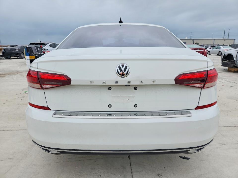 Снимка 6 от търг – 2021 VOLKSWAGEN PASSAT с VIN 1VWSA7A38MC007092