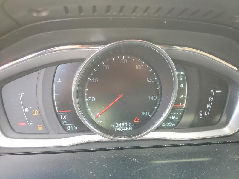 Photo 9 from auction – 2015 VOLVO V60 CROSS COUNTRY with VIN YV4612HK1F1000646