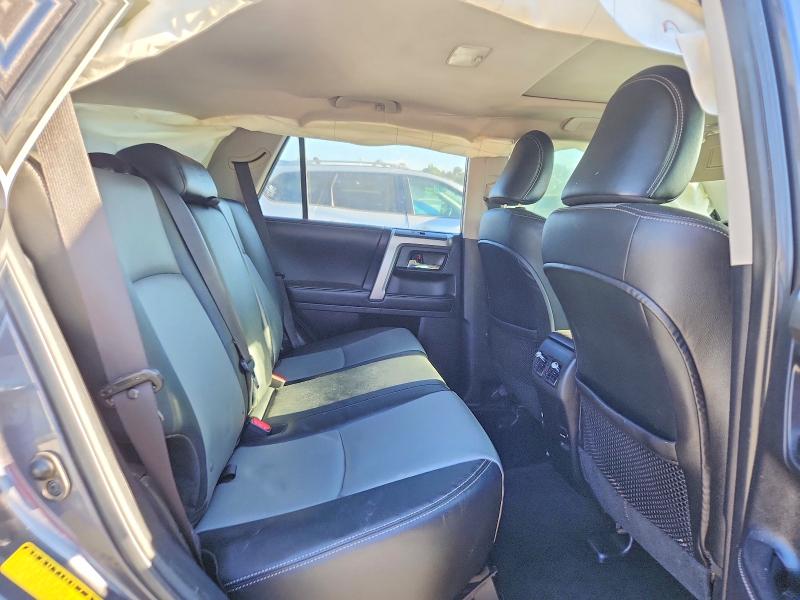 Photo 11 from auction – 2016 TOYOTA 4RUNNER with VIN JTEZU5JR9G5116568