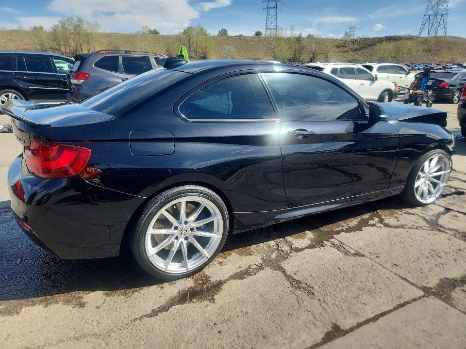 Photo 3 from auction – 2016 BMW M235XI with VIN WBA1J9C59GV695974