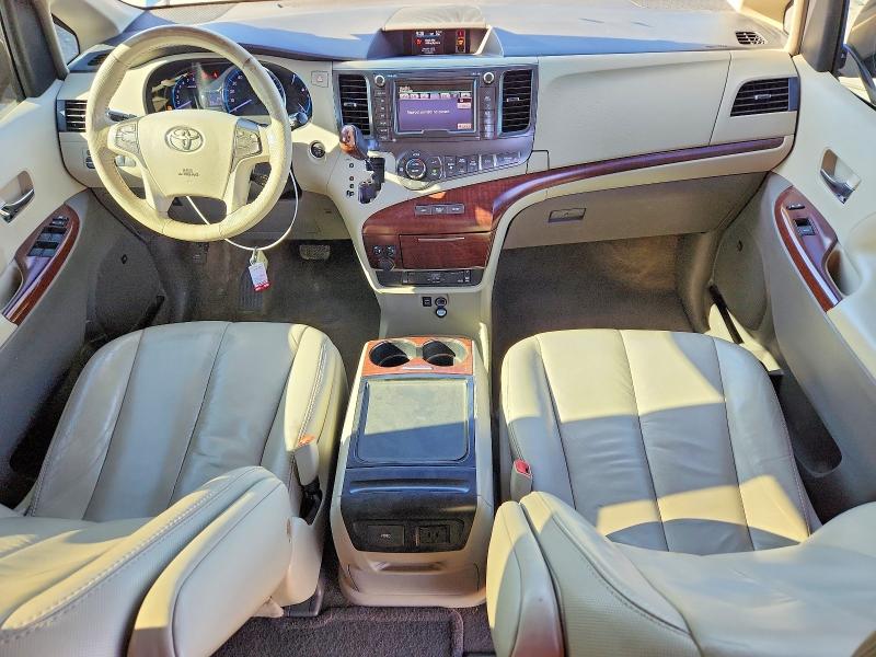 Photo 8 from auction – 2012 TOYOTA SIENNA with VIN 5TDYK3DC8CS177464