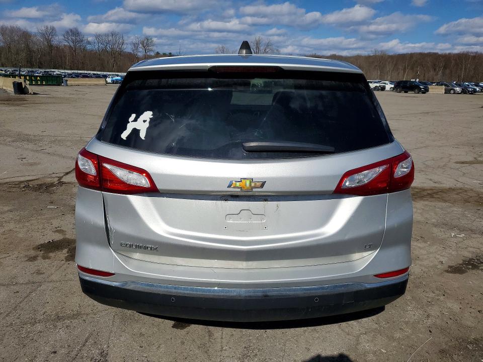 Photo 6 from auction – 2018 CHEVROLET EQUINOX with VIN 2GNAXJEV4J6301106