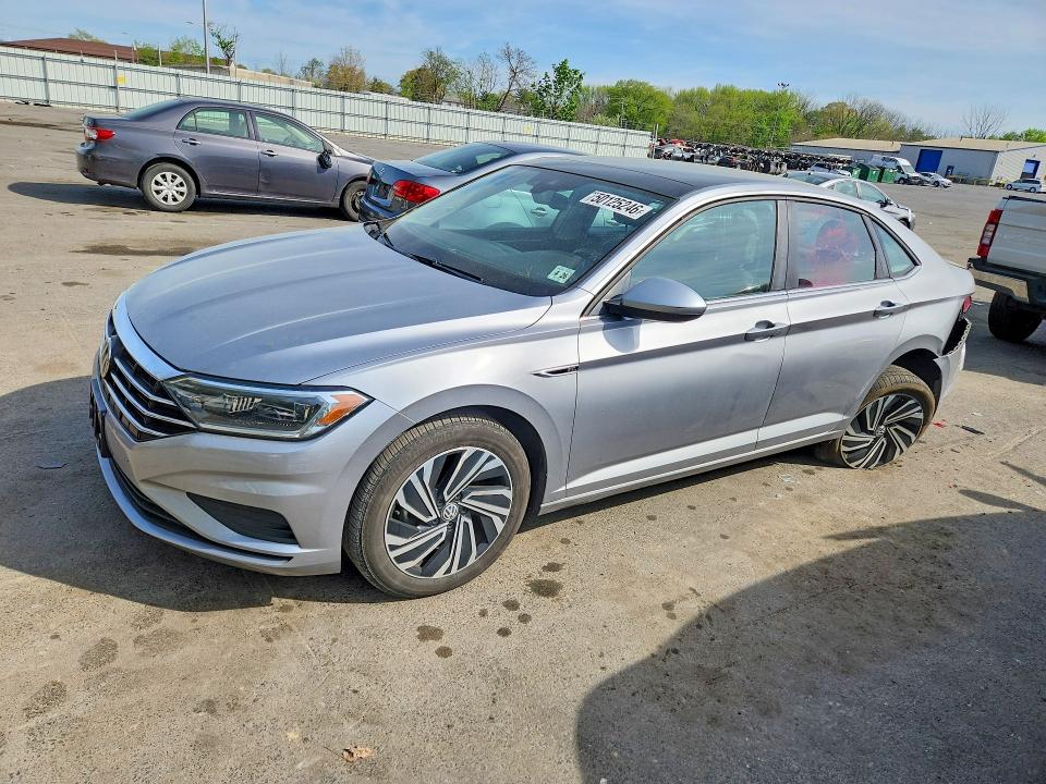 Photo 1 from auction – 2021 VOLKSWAGEN JETTA with VIN 3VWE57BU5MM012483