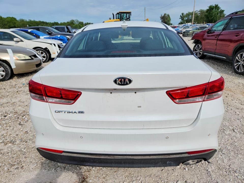 Photo 6 from auction – 2016 KIA OPTIMA with VIN 5XXGT4L33GG070085