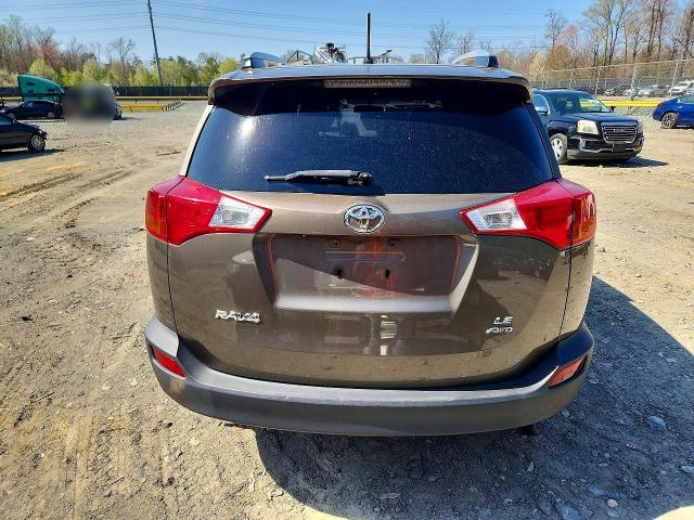 Photo 6 from auction – 2015 TOYOTA RAV4 with VIN 2T3BFREV7FW229733
