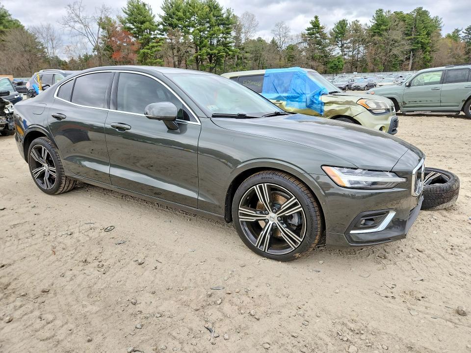 Photo 4 from auction – 2021 VOLVO S60 with VIN 7JR102TL9MG113191