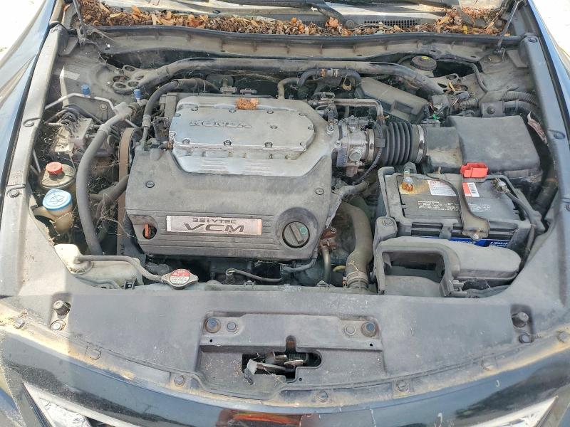Photo 11 from auction – 2010 HONDA ACCORD with VIN 1HGCS2B85AA003706