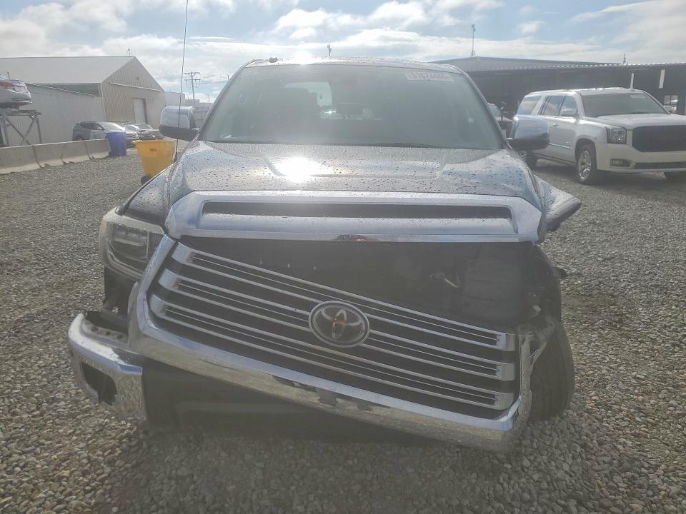 Photo 5 from auction – 2019 TOYOTA TUNDRA with VIN 5TFHY5F13KX777923